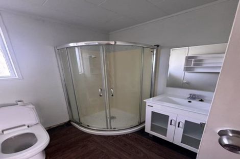 Photo of property in 11 Tennyson Street, Northcote Point, Auckland, 0627