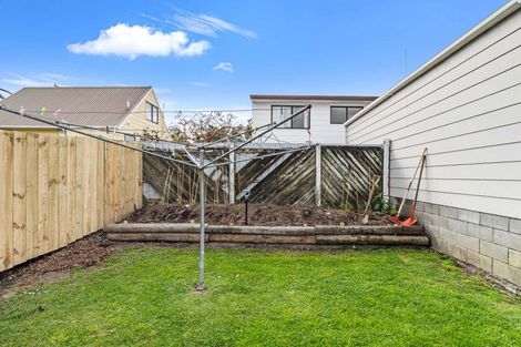 Photo of property in 203b Waitaha Road, Welcome Bay, Tauranga, 3112
