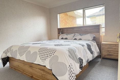 Photo of property in 9 Westerham Drive, Dannemora, Auckland, 2016