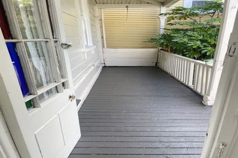 Photo of property in 145 Aro Street, Aro Valley, Wellington, 6021
