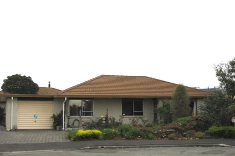 Photo of property in 15 Tulloch Place, Papanui, Christchurch, 8052