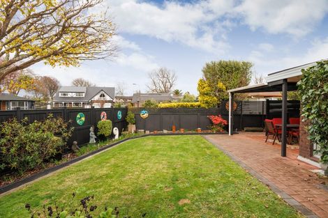 Photo of property in 52 Kentucky Way, Awapuni, Palmerston North, 4412