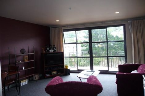 Photo of property in Atrium Towers, 8g/154 The Terrace, Wellington Central, Wellington, 6011