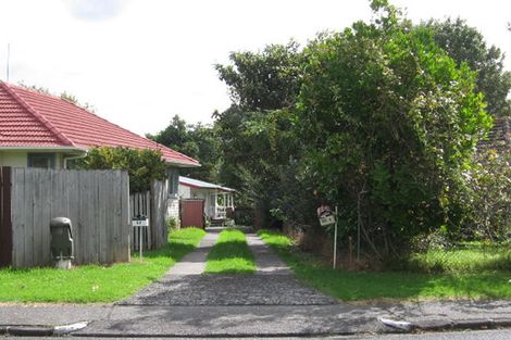 Photo of property in 52 Kervil Avenue, Te Atatu Peninsula, Auckland, 0610