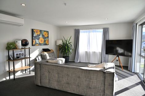 Photo of property in 2 Northbrook Place, Lower Shotover, Queenstown, 9304