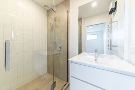 Photo of property in 206b Edgeware Road, Edgeware, Christchurch, 8013