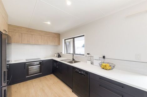 Photo of property in 50 John F Kennedy Drive, Milson, Palmerston North, 4414