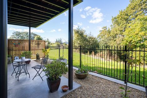 Photo of property in 33 Lakewood Lane, Cambridge, 3434