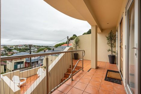 Photo of property in 12a Hinau Road, Hataitai, Wellington, 6021