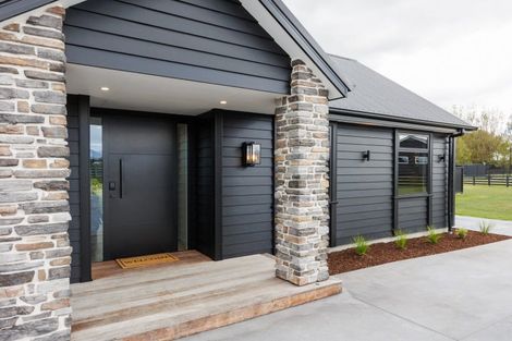 Photo of property in 72 Hartwell Drive, Kelvin Grove, Palmerston North, 4470