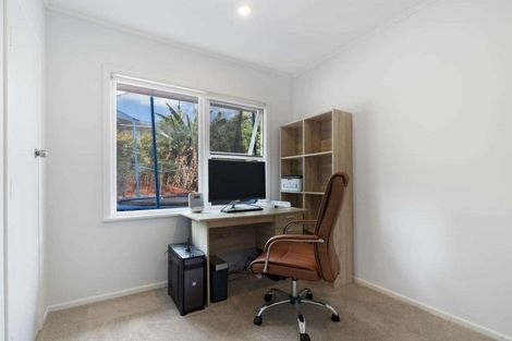 Photo of property in 82b Woodglen Road, Glen Eden, Auckland, 0602