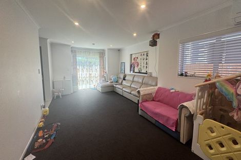 Photo of property in 21 Bukem Place, Favona, Auckland, 2024