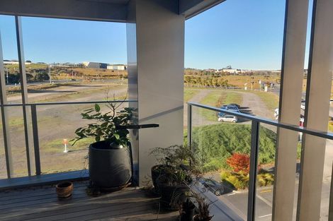 Photo of property in 305/7 Kaipiho Lane, Albany, Auckland, 0632