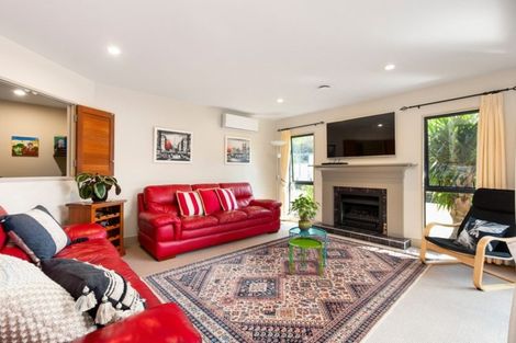 Photo of property in 11 Piriti Drive, Te Atatu Peninsula, Auckland, 0610