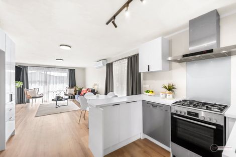 Photo of property in 2/31 Kowhai Street, Wainuiomata, Lower Hutt, 5014