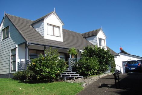 Photo of property in 3 Compass Place, Te Atatu Peninsula, Auckland, 0610