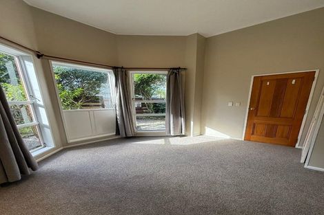 Photo of property in 66 Central Terrace, Kelburn, Wellington, 6012