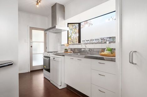 Photo of property in 70 Flynn Road, Hillcrest, Hamilton, 3216