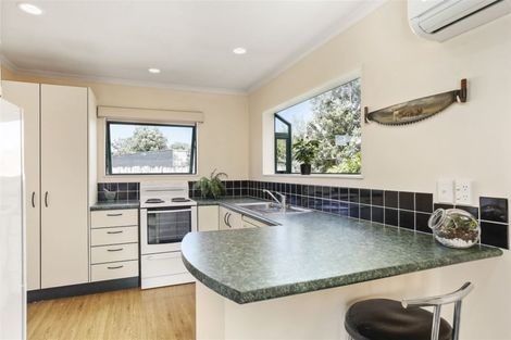 Photo of property in 14a Lynette Place, Mangere, Auckland, 2022