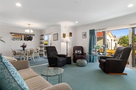 Photo of property in 5/485 Otumoetai Road, Otumoetai, Tauranga, 3110