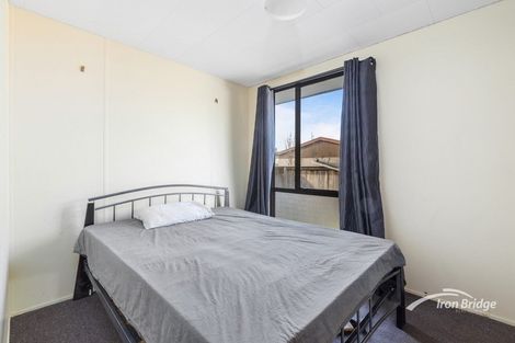 Photo of property in 8 Cameron Place, Ranui, Auckland, 0612