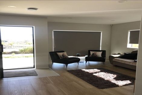 Photo of property in 34 Matahae Drive, Flat Bush, Auckland, 2019