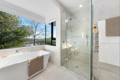Photo of property in 8 Lookaway Place, Huntsbury, Christchurch, 8022
