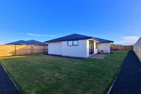 Photo of property in 67 Northmoor Boulevard, Rolleston, 7615