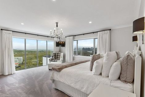 Photo of property in 57 Bayvista Drive, Karaka, Papakura, 2113