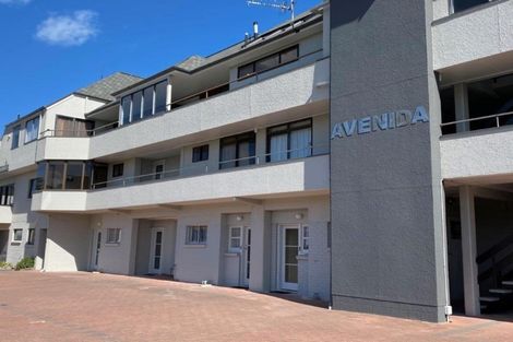 Photo of property in 40 Maunganui Road, Mount Maunganui, 3116
