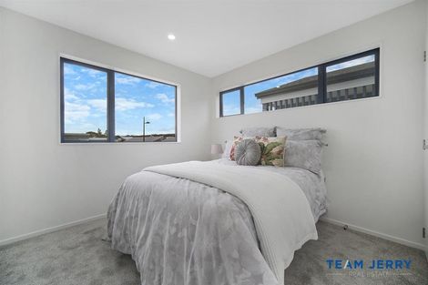 Photo of property in 27 John Gray Street, Papakura, 2110