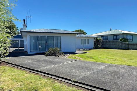 Photo of property in 44 Hospital Street, Dannevirke, 4930