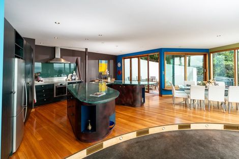 Photo of property in 142 Grafton Road, Roseneath, Wellington, 6011