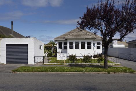 Photo of property in 5 Teviot Street, Oamaru North, Oamaru, 9400