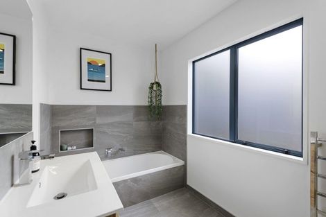 Photo of property in 242a Westminster Street, Mairehau, Christchurch, 8013