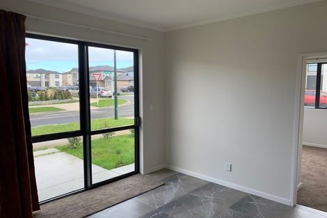 Photo of property in 11 Hinoki Way, Flat Bush, Auckland, 2019