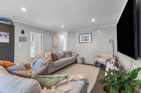 Photo of property in 3a Stirling Grove, Greerton, Tauranga, 3112