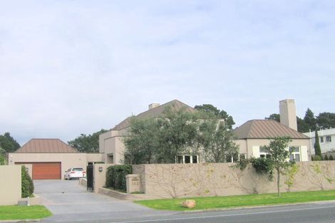 Photo of property in 140 Oceanbeach Road, Mount Maunganui, 3116