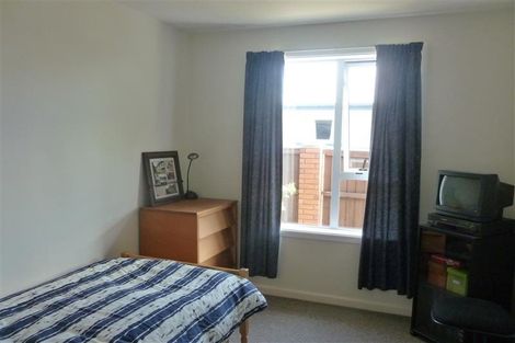 Photo of property in 17 Daniels Road, Redwood, Christchurch, 8051