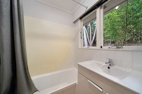 Photo of property in 22 Karaka Street, Helensville, 0800