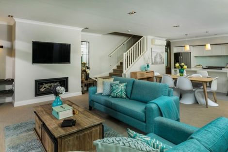 Photo of property in 15 Landmark Terrace, Orewa, 0931