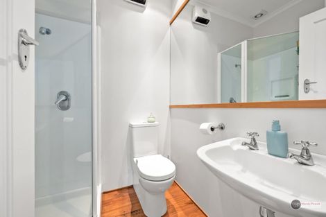 Photo of property in 5 Marina Grove, Hutt Central, Lower Hutt, 5010