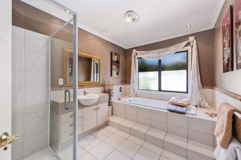 Photo of property in 43 Montego Drive, Papamoa Beach, Papamoa, 3118
