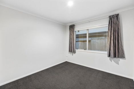Photo of property in 21 Ponga Place, Papamoa Beach, Papamoa, 3118