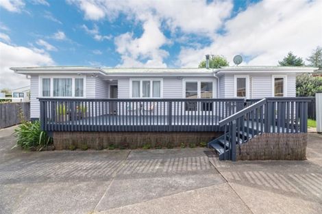 Photo of property in 23a Riserra Drive, Ranui, Auckland, 0612