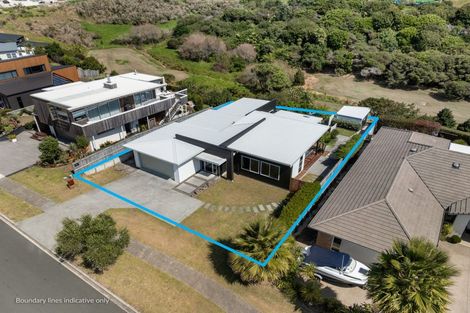 Photo of property in 38 Browns Drive, Waihi Beach, 3611