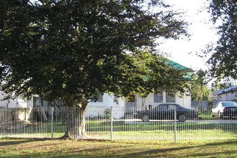 Photo of property in 4/170 Hepburn Road, Glendene, Auckland, 0602