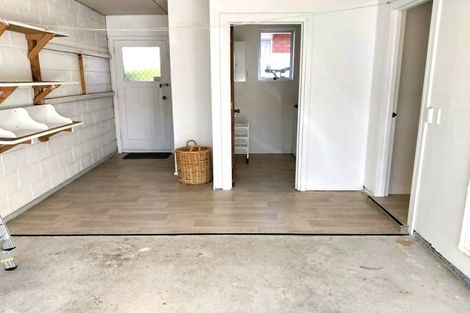 Photo of property in 36 Sylvan Avenue, Waikanae, 5036