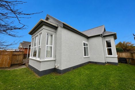 Photo of property in 19 Royal Crescent, Saint Kilda, Dunedin, 9012