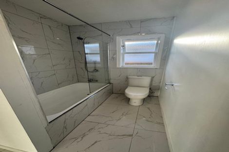 Photo of property in 51 Hallberry Road, Mangere East, Auckland, 2024